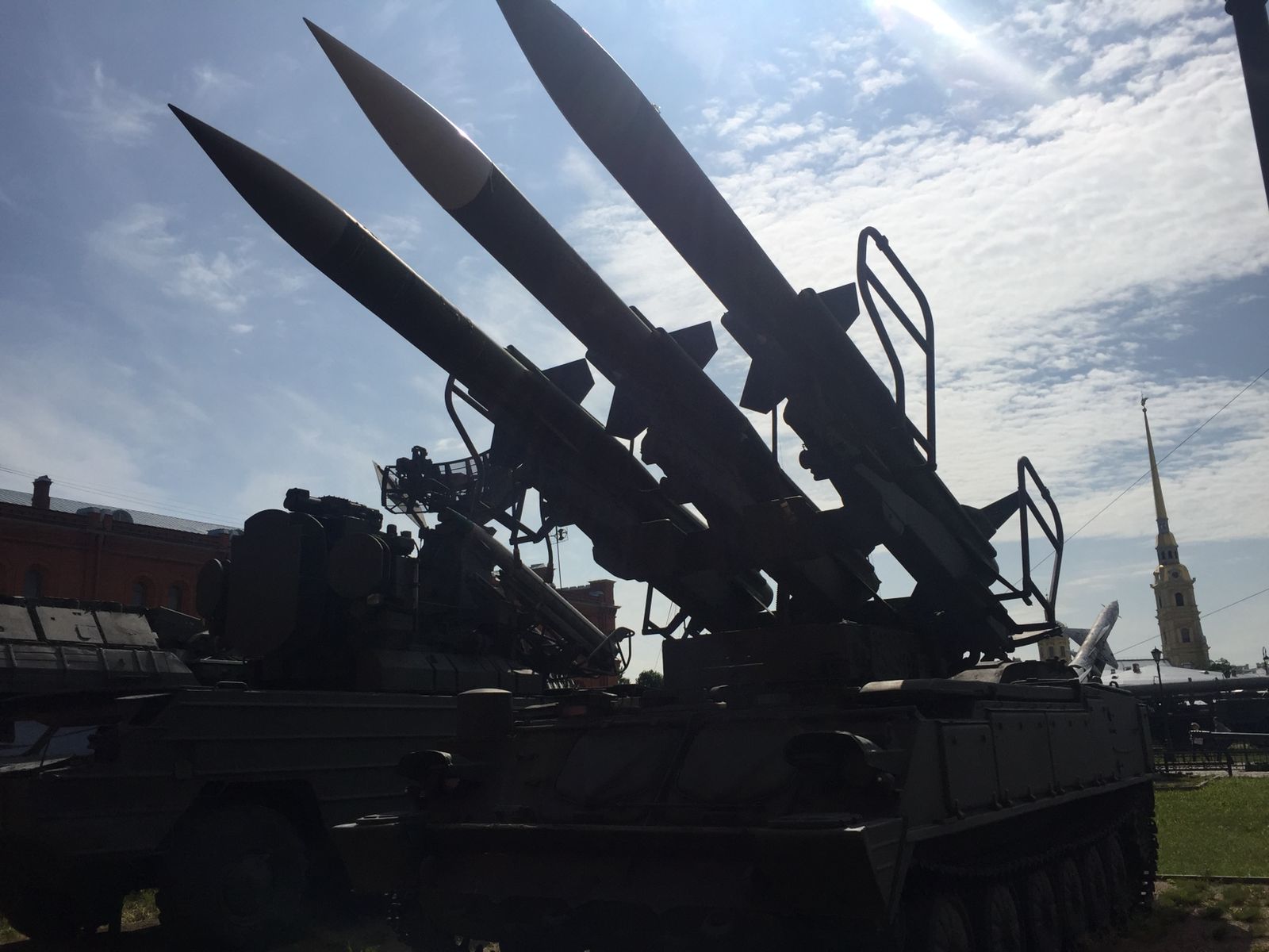 Волгоградцы обеспокоены звуками хлопков и гулов