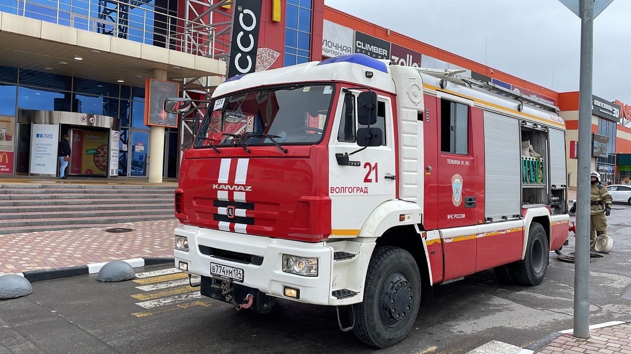 Из-за адского пекла волгоградцам запретили жарить шашлыки и разжигать костры