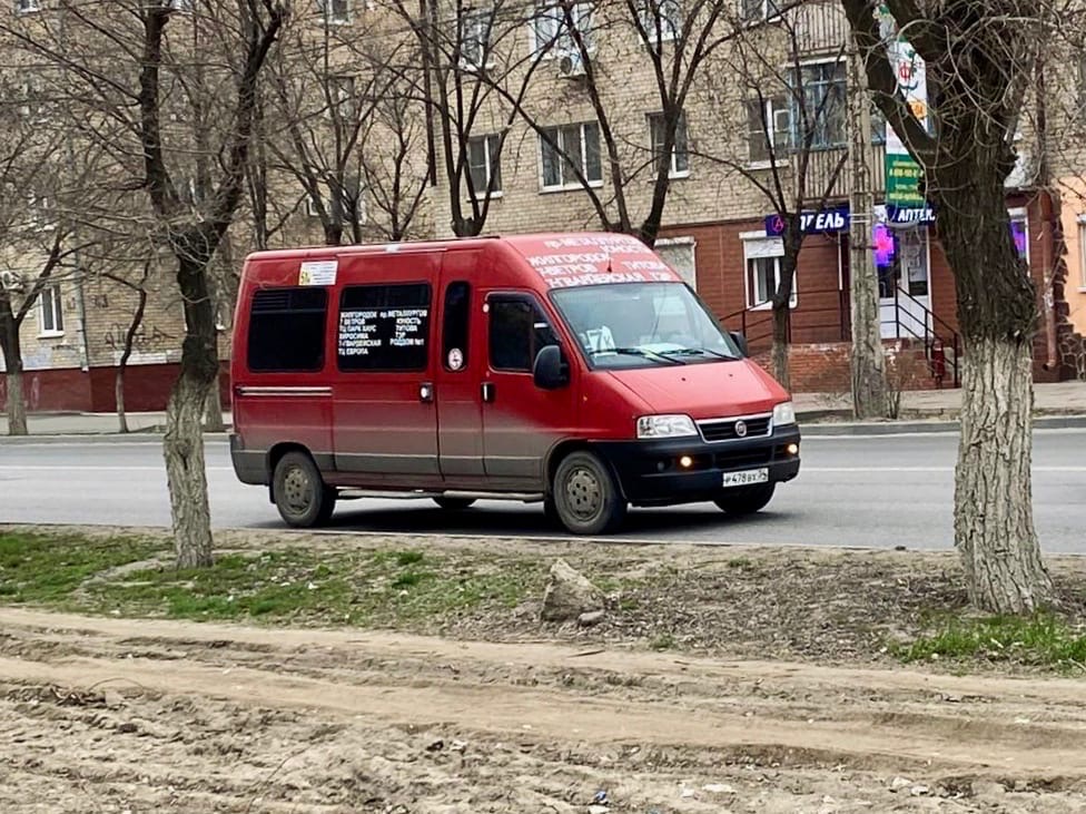 Маршрутчики взвинтили цены на поездки по Волгограду 
