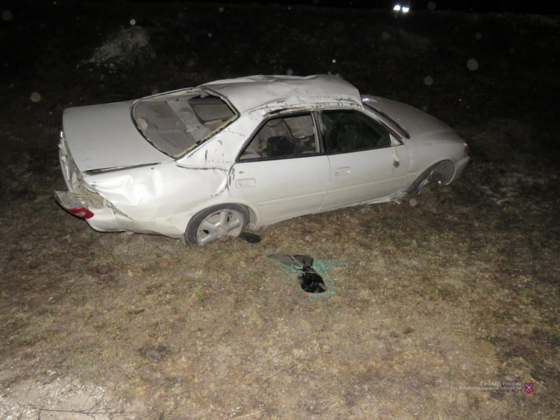 Двое 11-летних детей попали в больницу после ДТП в Волгоградской области