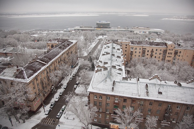 Юг Волгограда парализовала семибалльная пробка