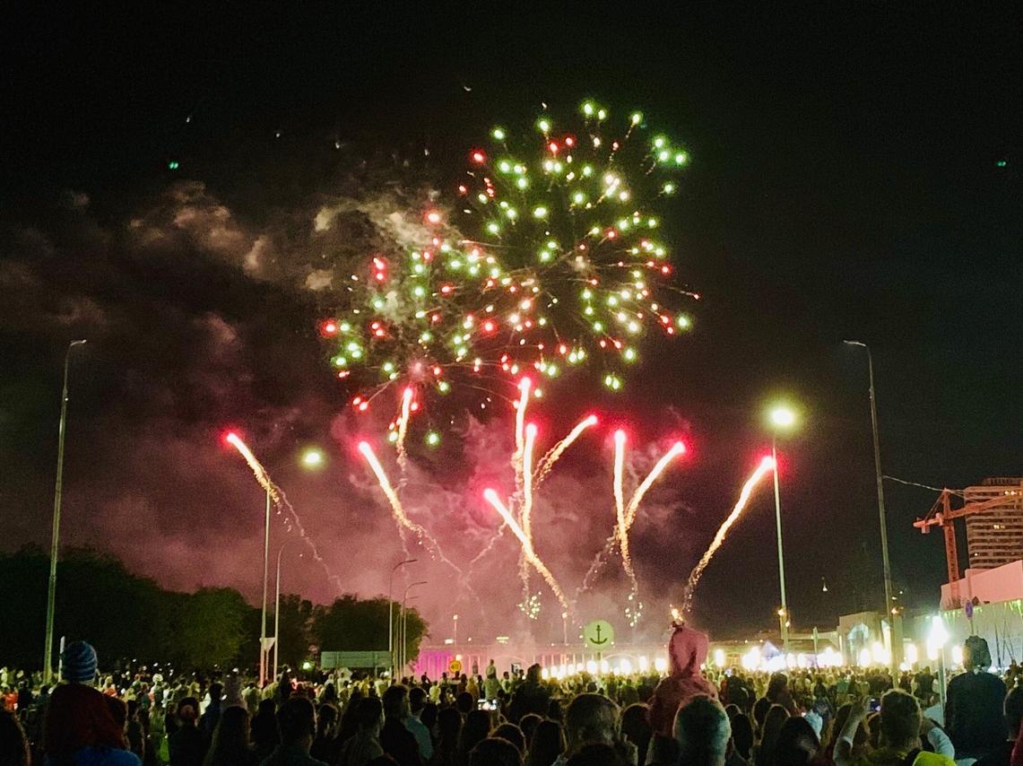 Фейерверк в честь Дня города волгоградцы увидят на ясном небе