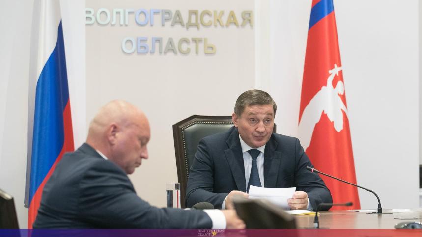 Губернатору предложат убрать из Волгоградской облдумы 14 депутатов