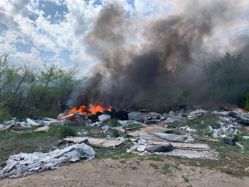 Волгоградка заживо сожгла семью соседки из ревности 