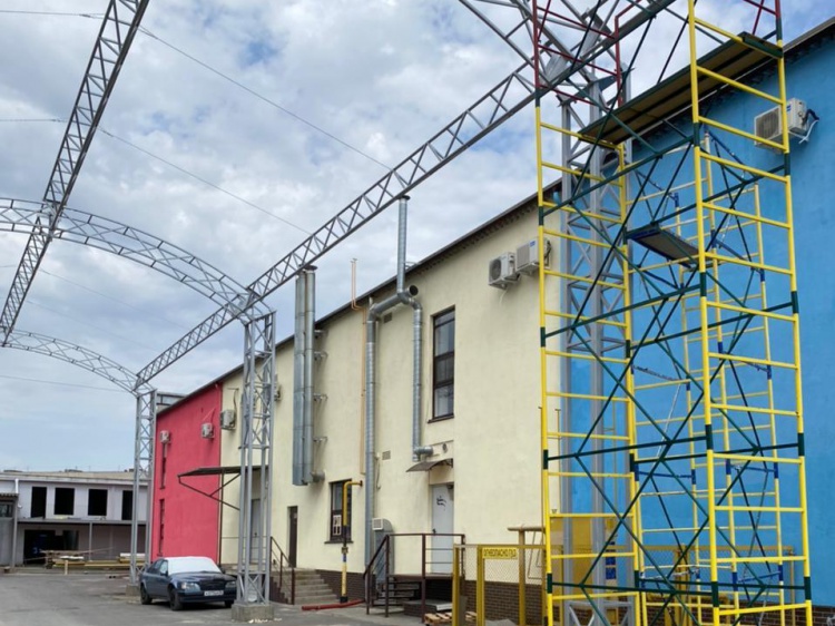 Эйфелеву башню установили в Волжском ко Дню города