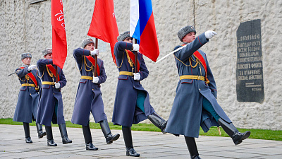 Заключительный этап «Марша Знамени Победы» стартовал на патриотическом форуме