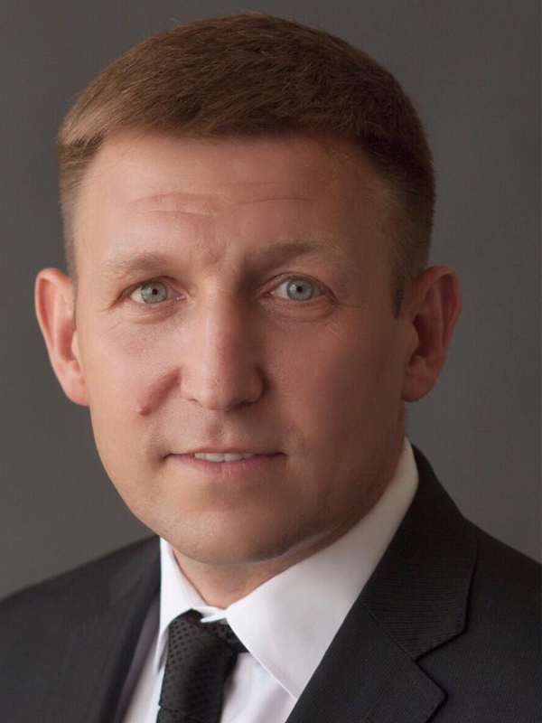 Волгоградский депутат наладил конвейер по получению благодарностей от народа