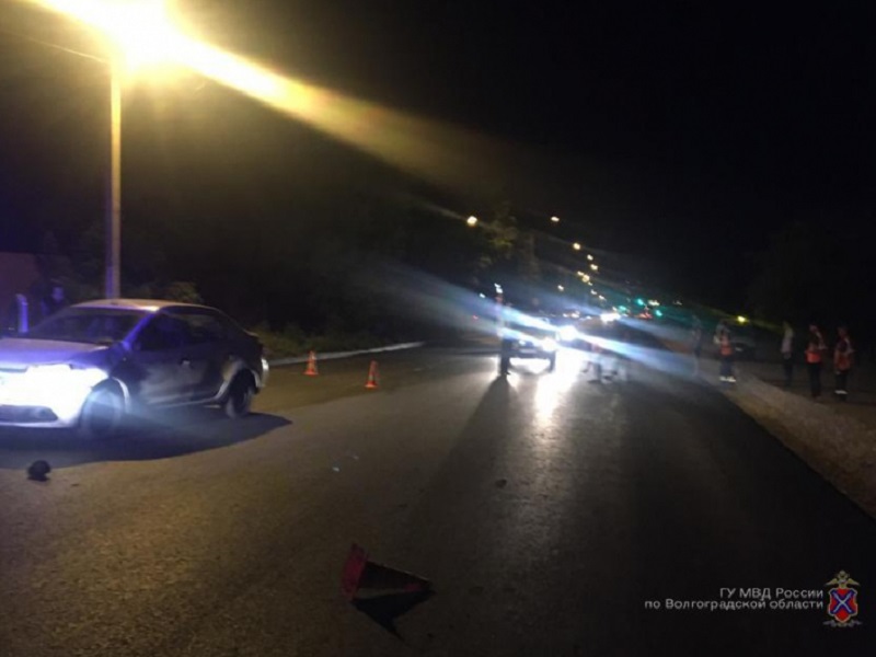 Волгоградец за рулем Renault сбил дорожного рабочего 