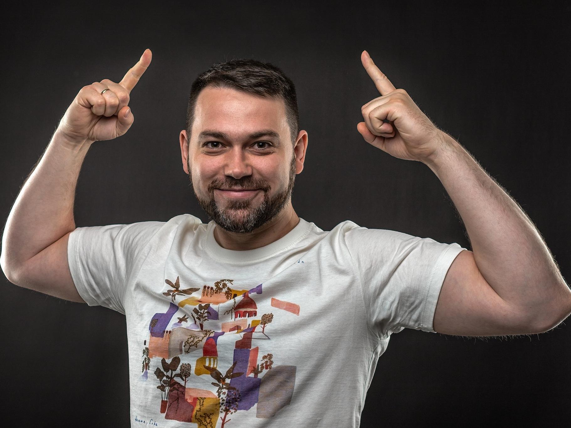 Легендарный волгоградский блогер не понял, что празднуют россияне 