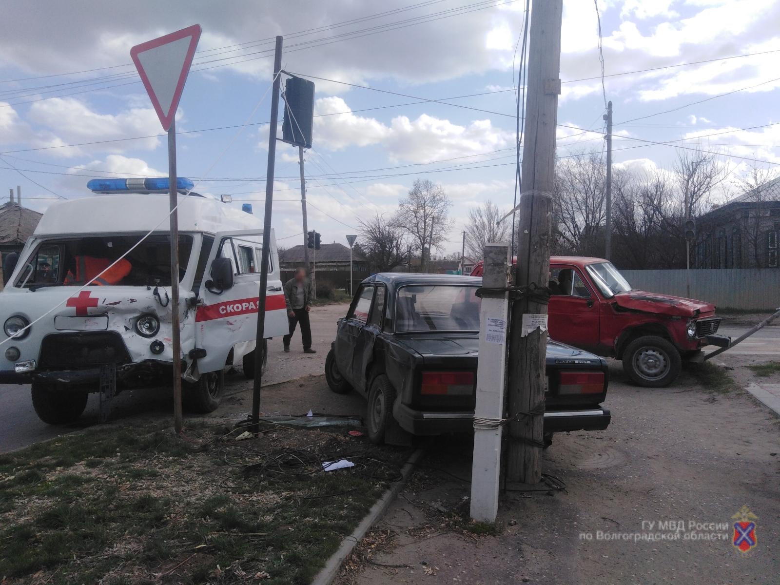 Новости фролово волгоградская область сегодня последние. Авария во Фролово Волгоградской. ДТП со скорой Волгоград 17.11.