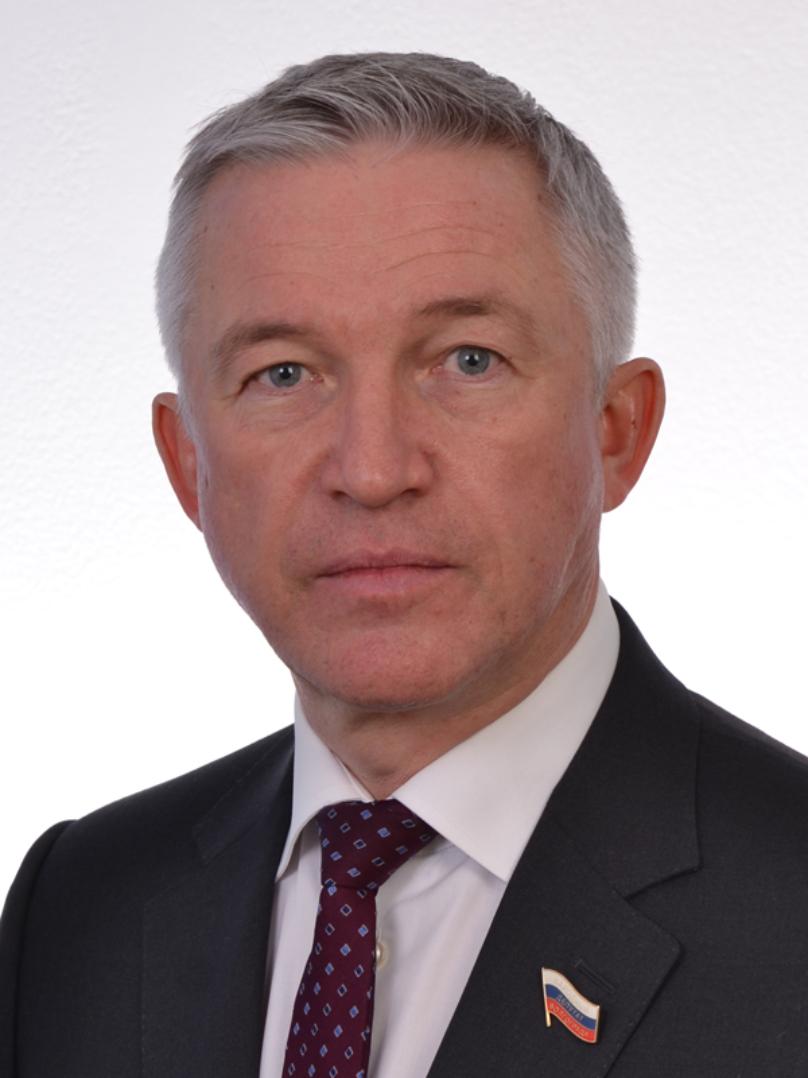 Подготовленный к сносу павильон фирма жены спикера Волгоградской гордумы продала муниципальному предприятию за 3,5 миллиона рублей