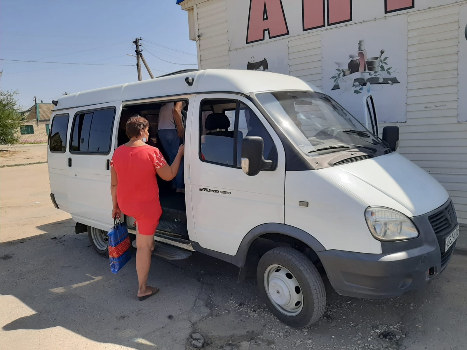 Дубовчане встречают зиму без общественного транспорта