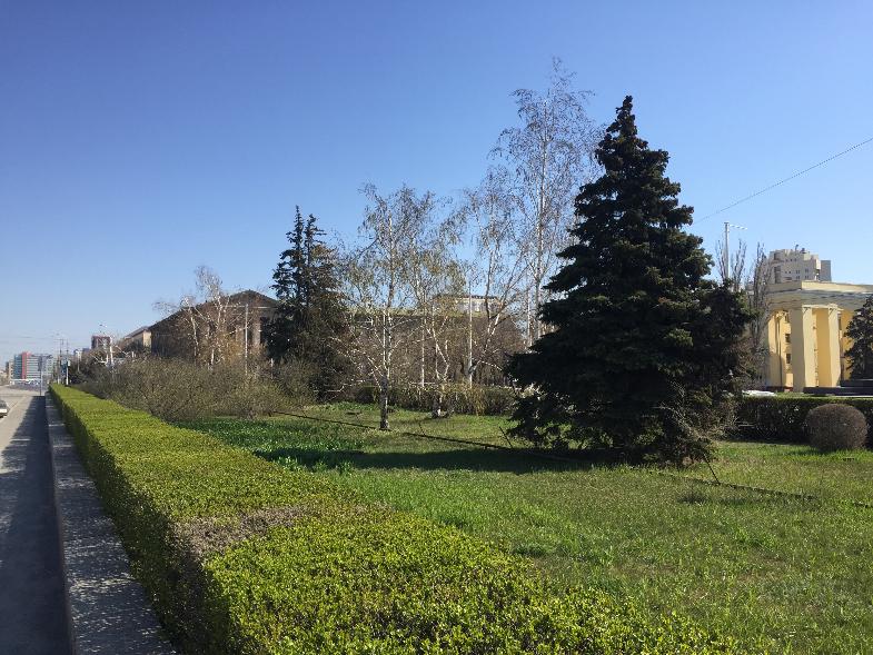 Мужские штаны, женские блузки и восемь кокошников: ректор ВолгГТУ готовит праздник