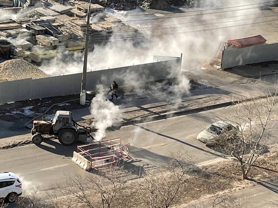 Центр Волгограда заливает кипятком