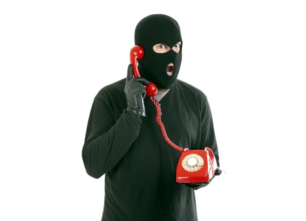 1,5 миллиона рублей за сутки отдали лжеработникам банков волгоградцы