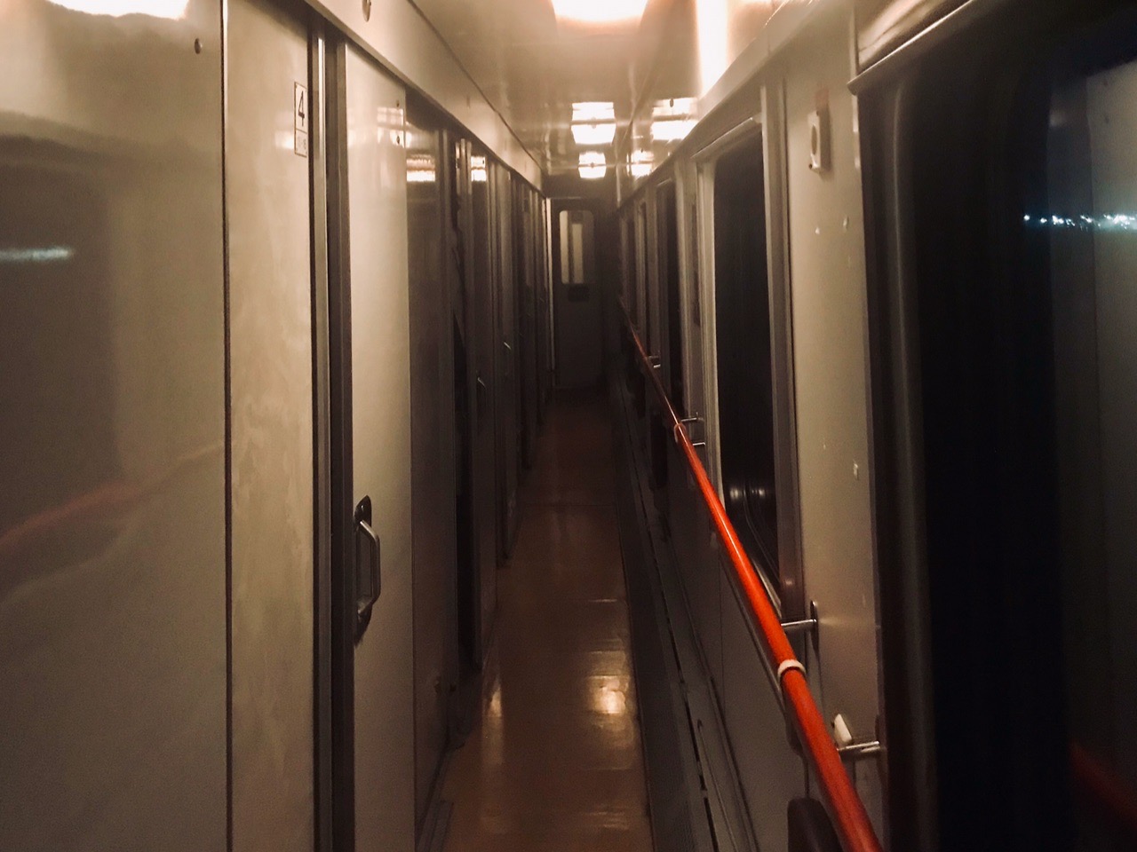 Пятеро новых заболевших в Волгограде привезли коронавирус из Москвы, Петербурга и Башкирии