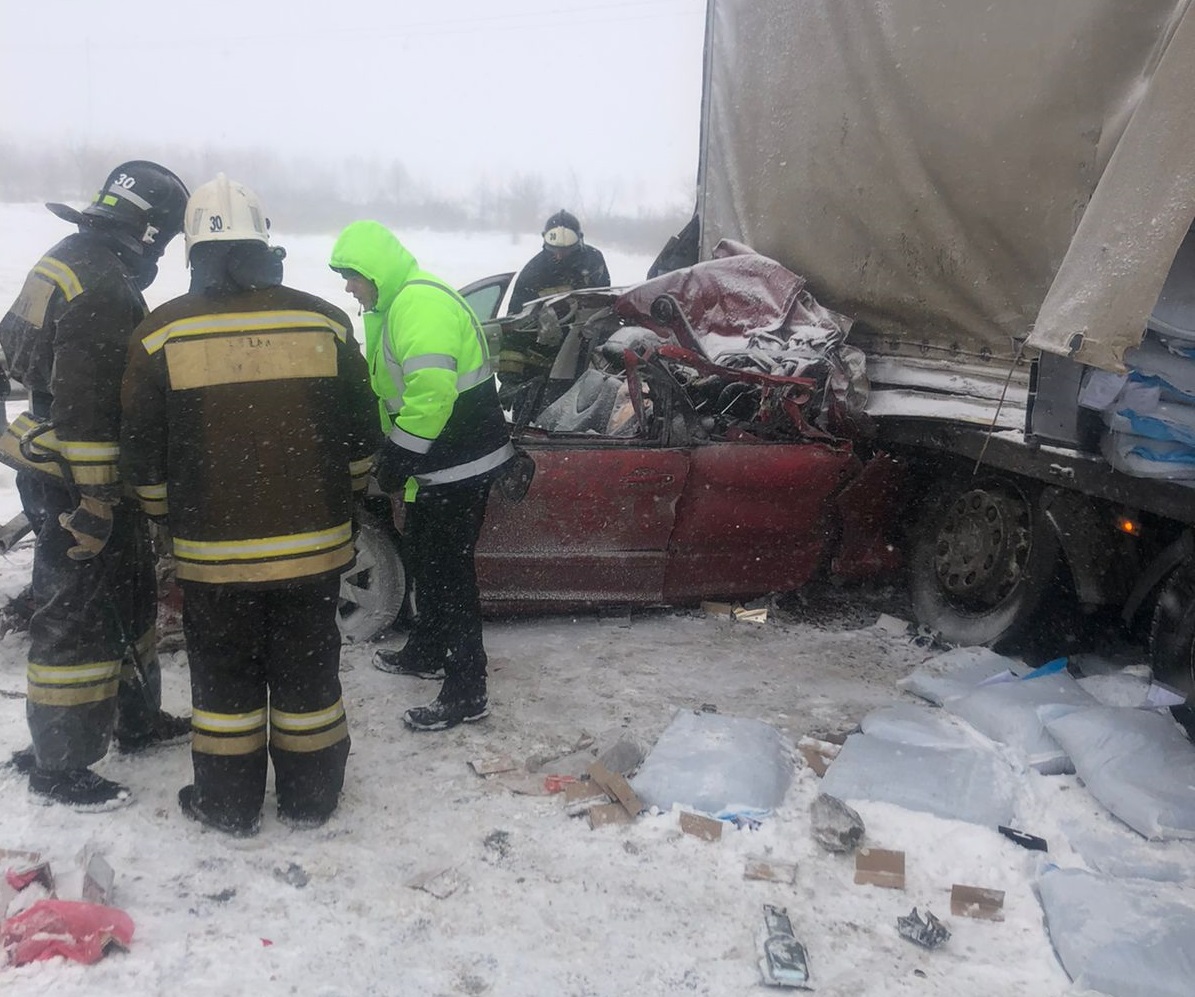 Еще одно жесткое массовое ДТП в Волгоградской области: погиб мужчина