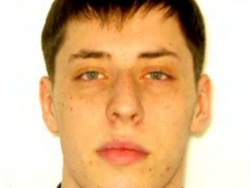 Волгоградские полицейские разыскивают подозреваемого в разбое 27-летнего мужчину