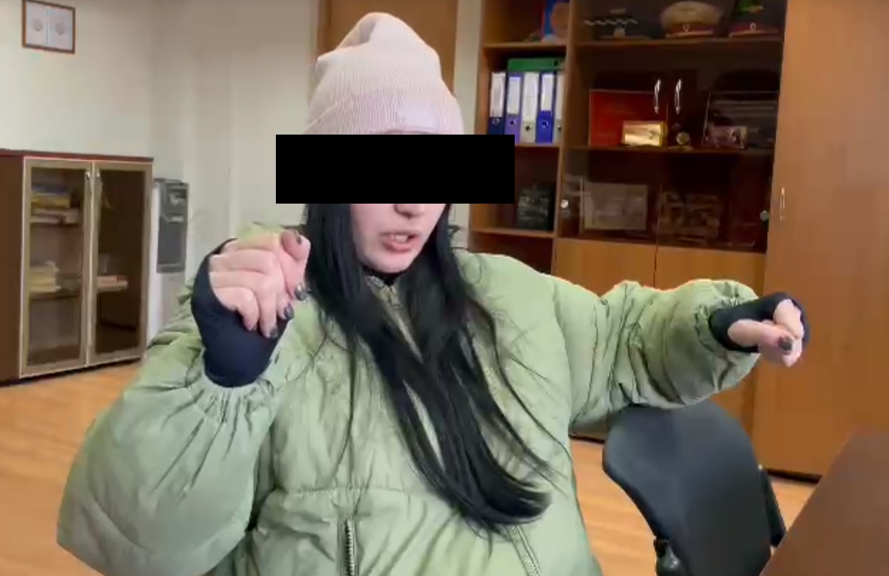 Пришла за котом: убившая своего 50-летнего любовника 23-летняя волгоградка дала показания на видео