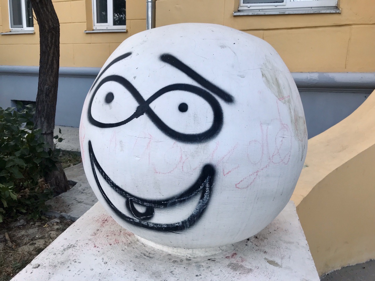 Покусанная амстаффом волгоградка взыскала с хозяйки 30 тысяч рублей