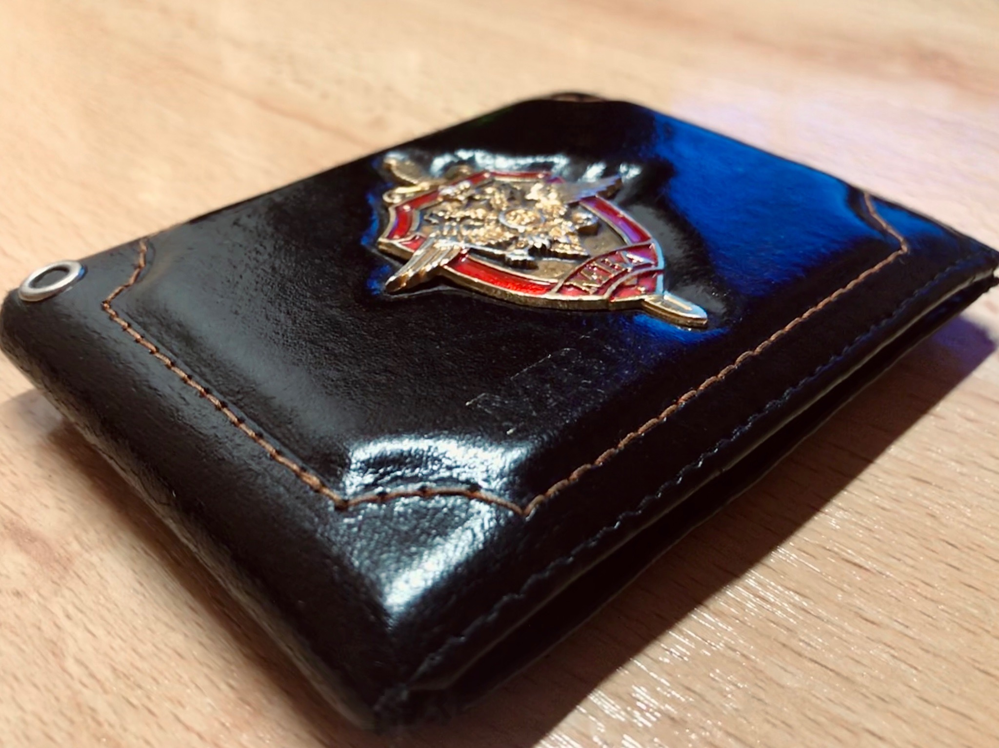 В Калаче пьяный мужчина зарезал престарелую мать и покушался на отца В Калаче пьяный мужчина зарезал престарелую мать и покушался на отца