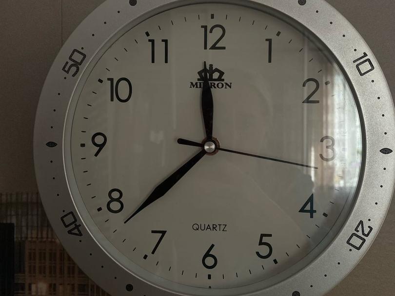 За референдум о переводе стрелок Избирком Волгоградской области потребовал более 36 тысяч голосов 