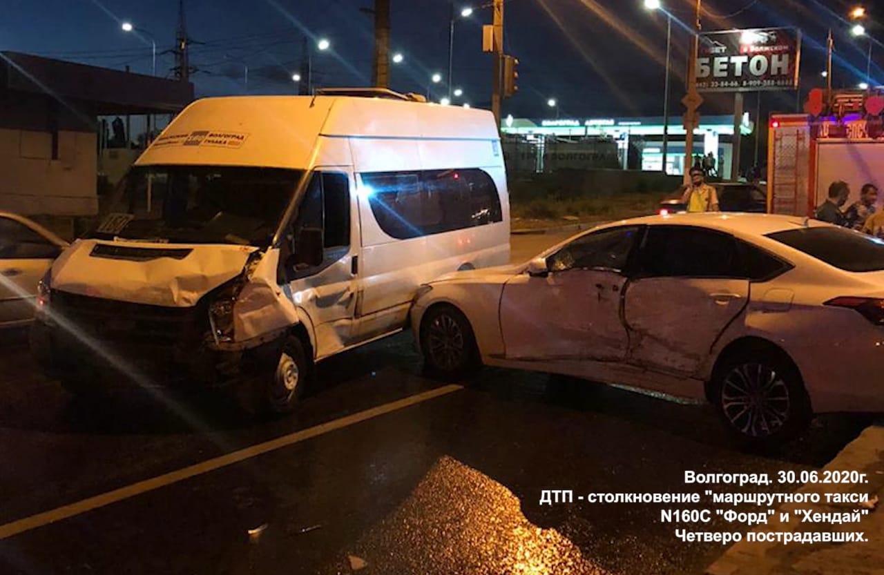 Областной суд рассмотрит дело о странном ДТП с ездой «по встречке» и травмированными пассажирами маршрутки  №160С