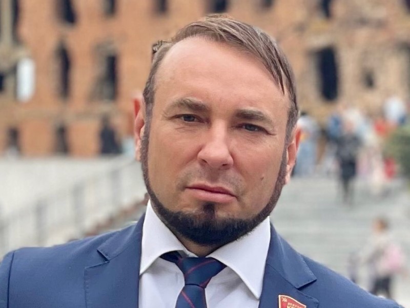 51-летие отмечает волгоградский депутат-коммунист, соцсетям которого может позавидовать жена рэпера Джигана