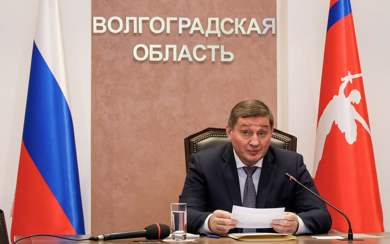 Андрей Бочаров продлил самоизоляцию для работающих жителей Волгоградской области старше 65 лет