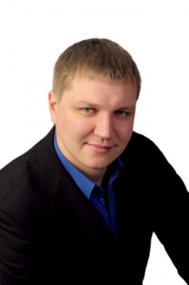 Постаревший многодетный создатель прокремлевского молодежного движения «Новые люди» попросил отправить его на передовую