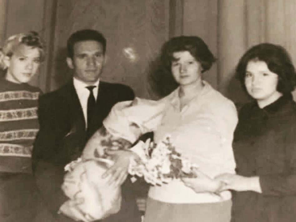 «Ее доброе сердце не выдержало»: Олег Савченко рассказал о своей маме, пережившей войну и онкологию, но не смерть сына