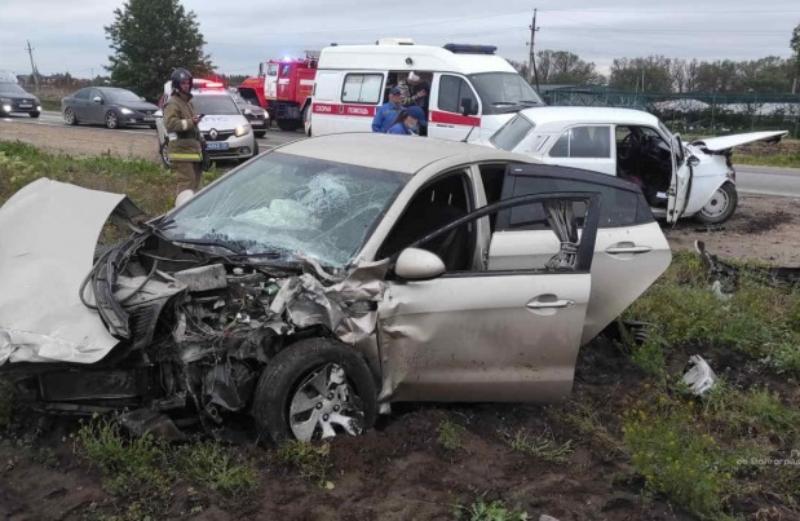 На перегруженной трассе под Волгоградом погиб мужчина