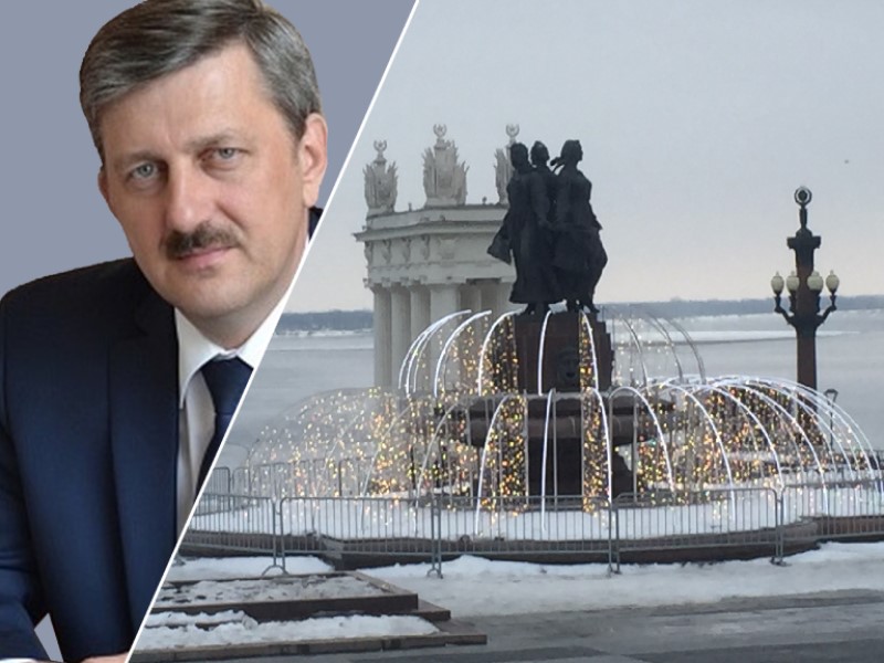 Под носом у мэра Волгограда проваливается детская спортивная площадка 