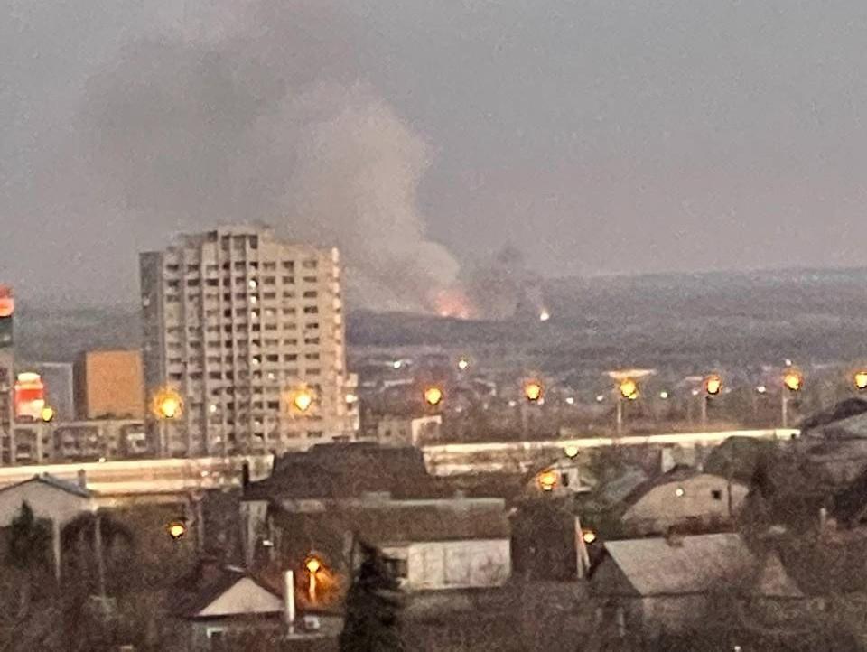 Мощный пожар разгорелся за Волгой 