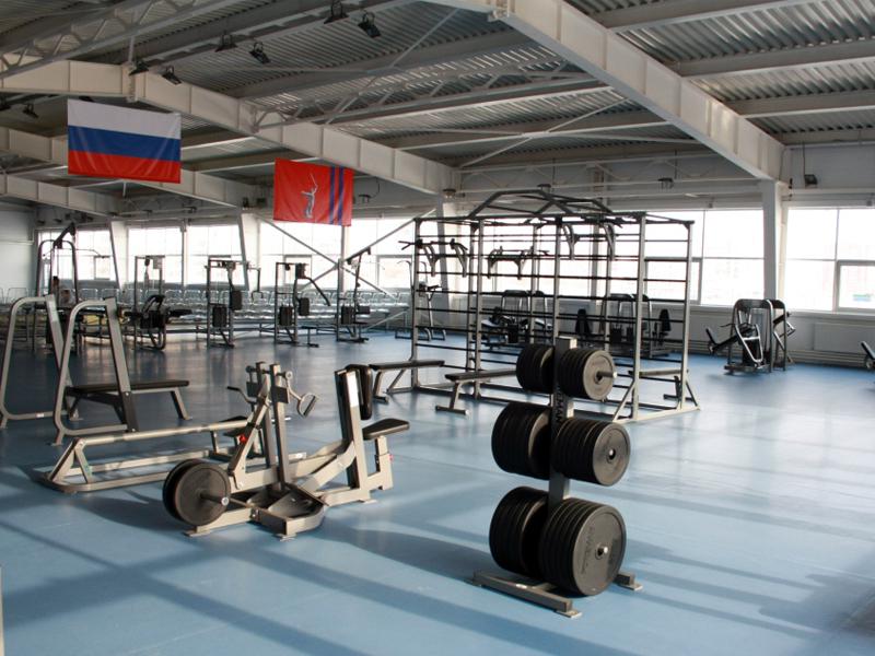 Подпольный спортивный клуб работал в муниципальном учреждении Волжского в период пандемии коронавируса