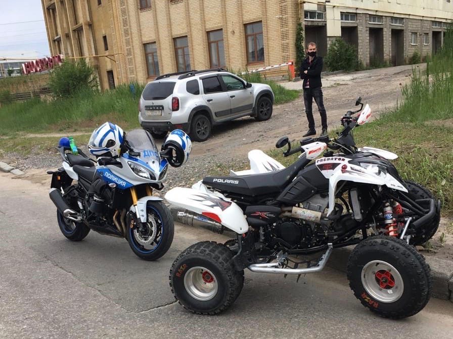 Волгоградец протаранил полицейский мотоцикл: старший лейтенант в больнице