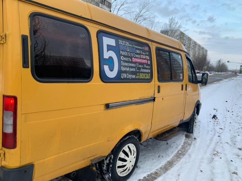 В Волжском выявлены маршрутки, которые возят пассажиров нелегально