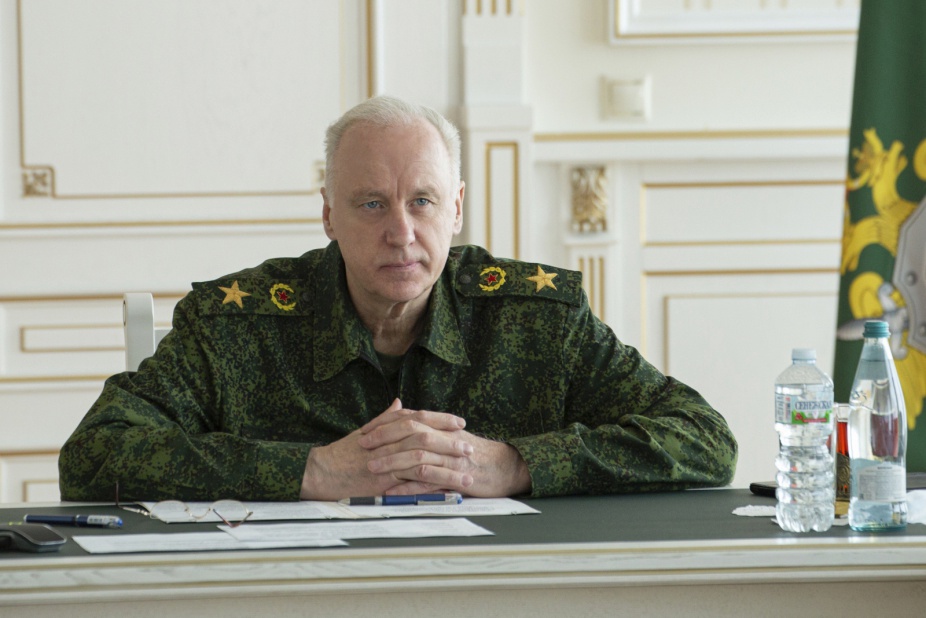 Волгоградский сирота нажаловался Бастрыкину на чиновников, поселивших его в старом убогом доме