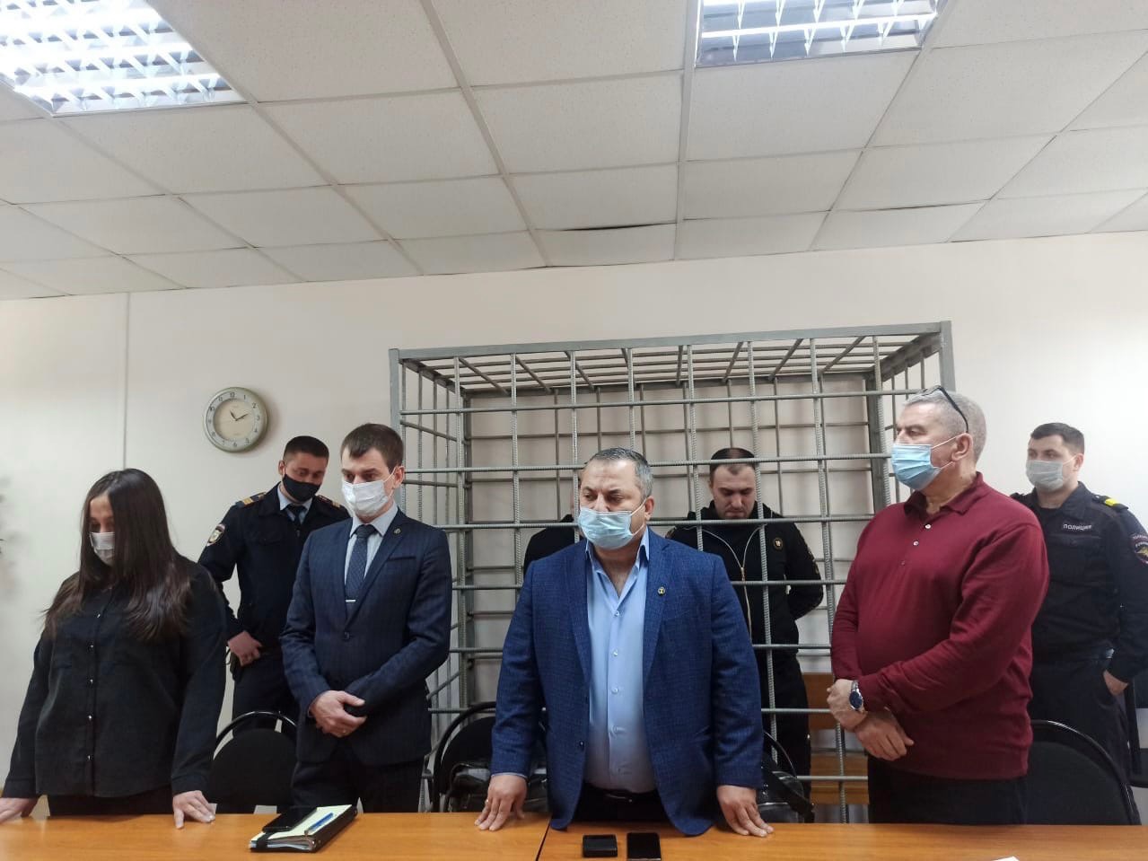 Оглашен приговор по делу об убийстве волгоградца семейством Мелконян из-за ссоры в родительском чате