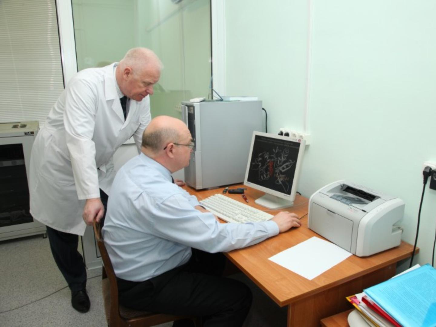 Преподаватели ВолгГМУ разрабатывают лекарства для пострадавших от COVID-19