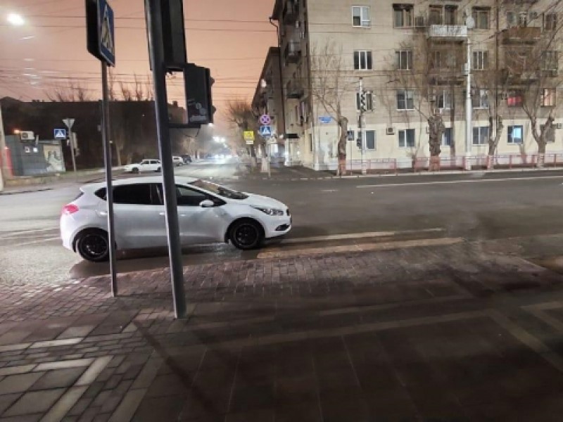 Волгоградец сбил прогуливавшуюся под луной пару на «зебре»