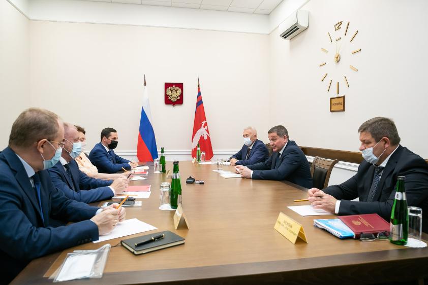 Самое важное, что сказал Андрей Бочаров на встрече с лидерами региональных отделений политических партий накануне выборов в Госдуму РФ