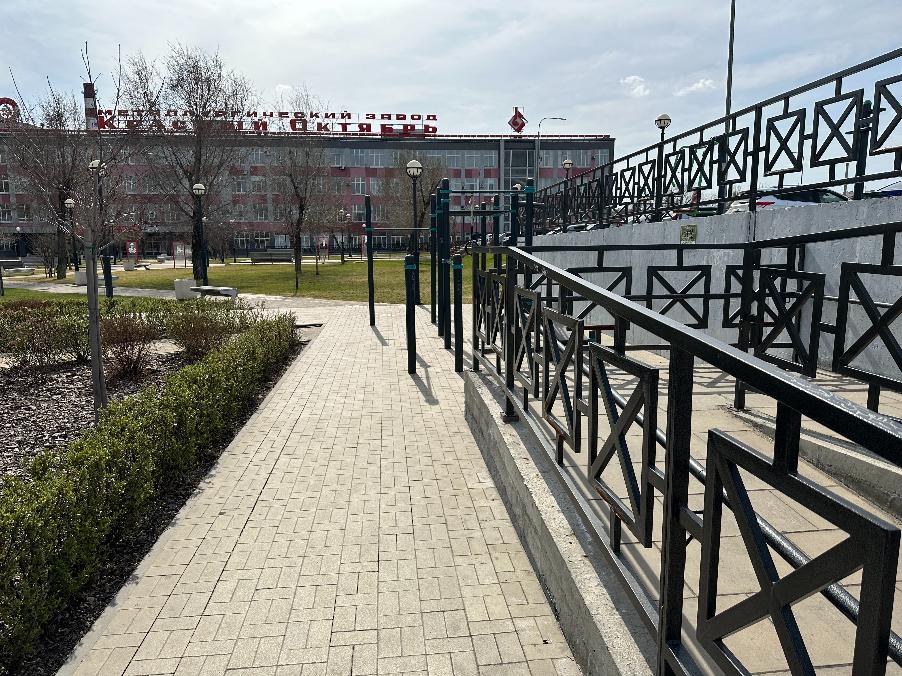 Завод «Красный Октябрь» провел масштабный субботник