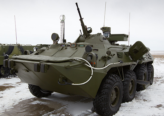 В Волгоград прибыли армейские машины химической разведки