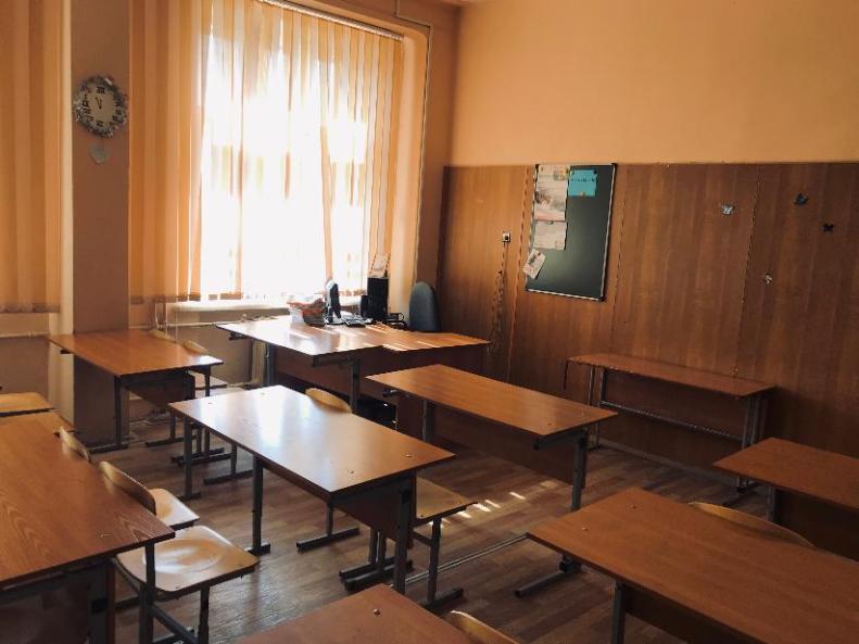 Чиновники прибавили денег учителям