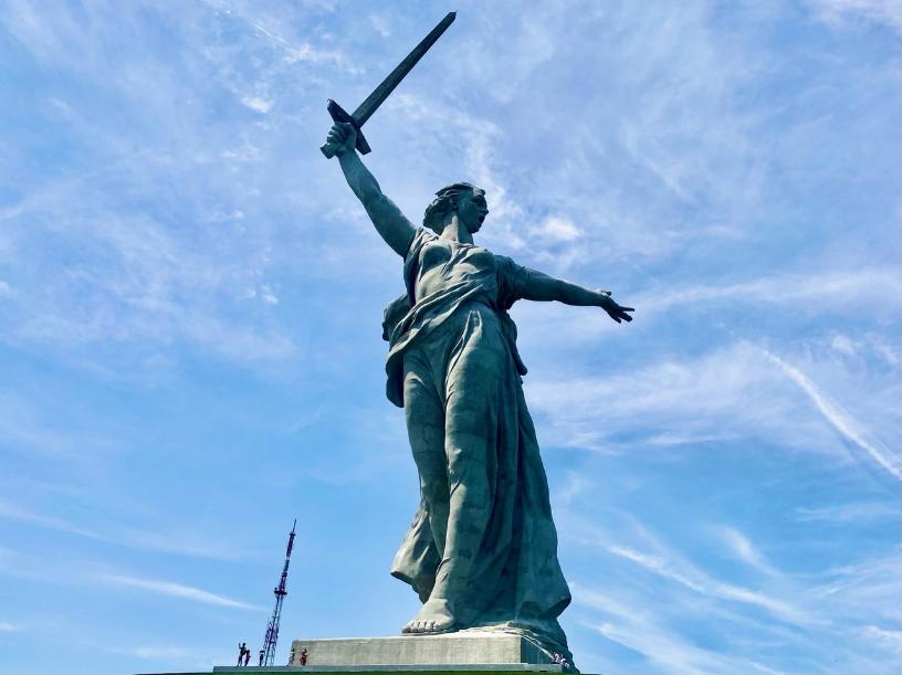 Отбор молодых политиков в Волгоградской области поручили проводить тем,  кто уклонился от службы в армии