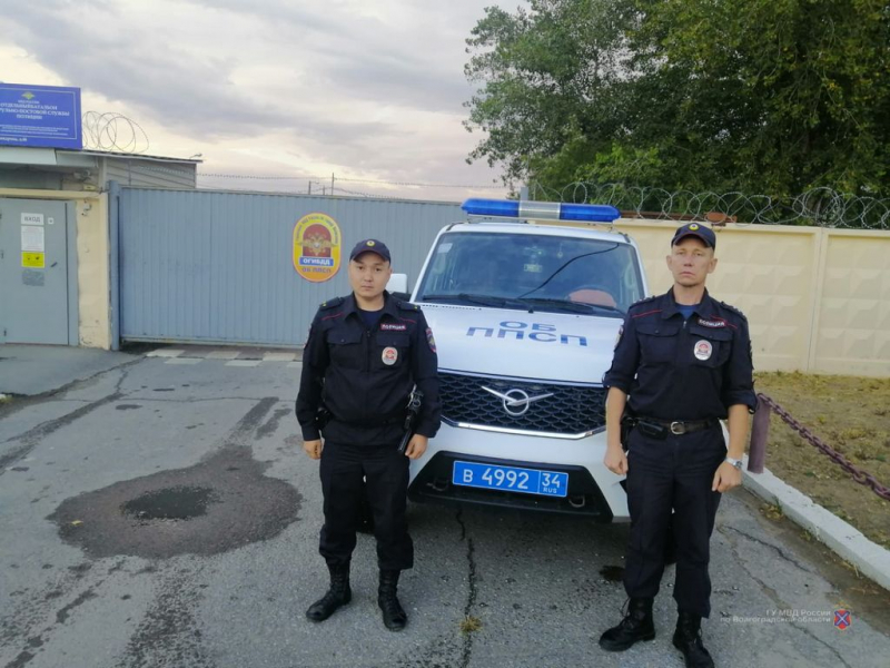 Волжанка поблагодарила полицейских за поимку преступника, воспользовавшегося ее заботой о детях