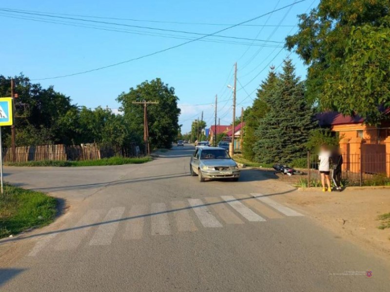 Двое подростков на мотоцикле угодили в ДТП под Волгоградом