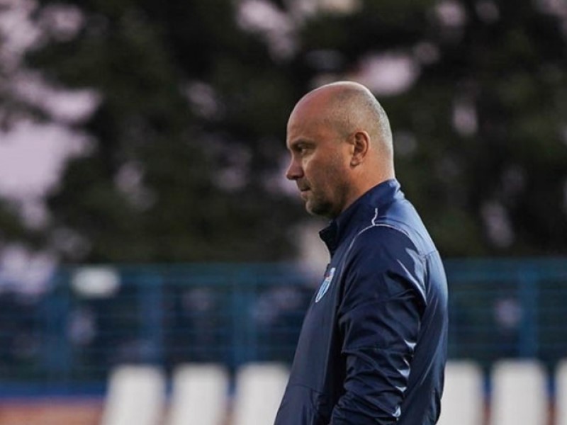 Хохлов уволен с должности главного тренера «Ротора»