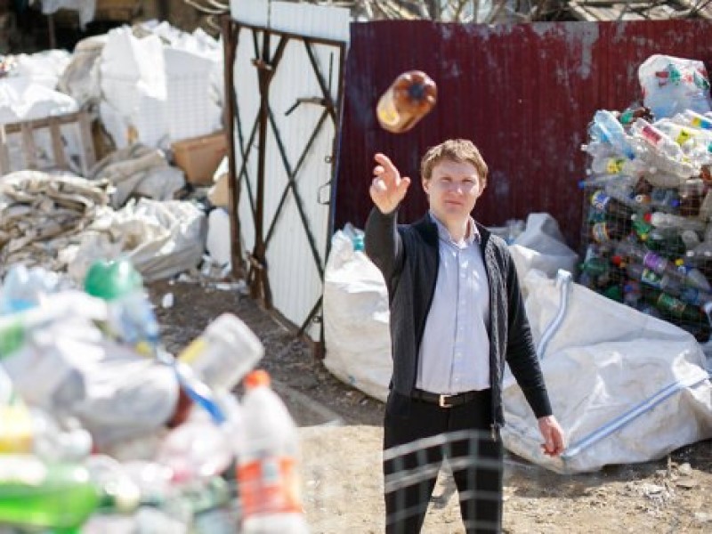 Волгоградский экоактивист Роман Себекин получил два года колонии за мошенничество с президентским грантом